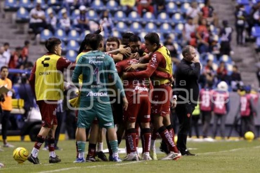 FÚTBOL . CLUB PUEBLA VS ATLAS