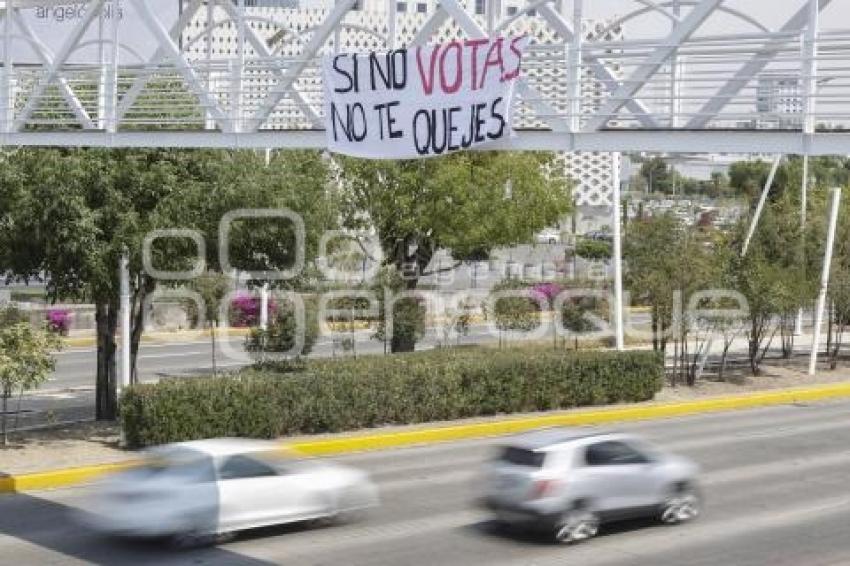 ELECCIONES . LONA