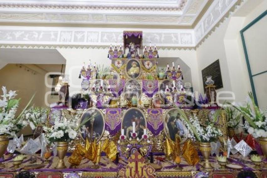 TEATRO DE LA CIUDAD . ALTAR DE DOLORES