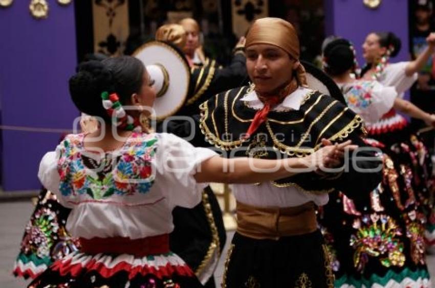 DANZAS . CASA DE CULTURA