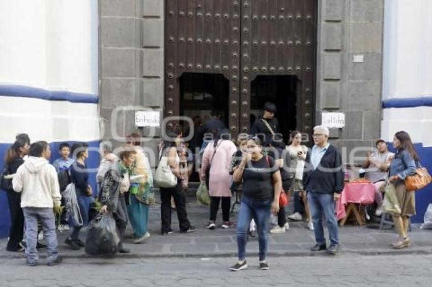 VISITA DE LAS SIETE CASAS