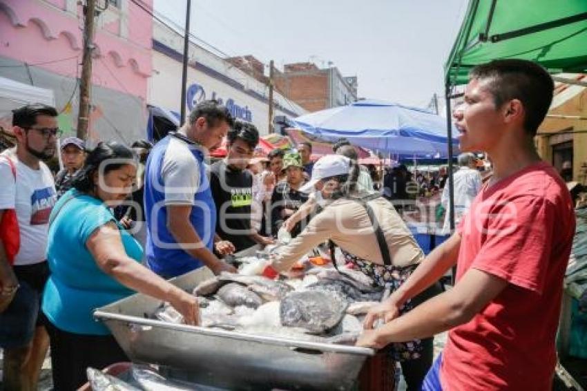 PESCADOS Y MARISCOS