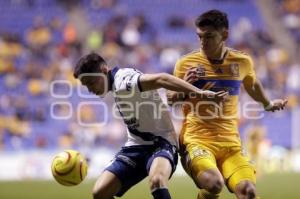 FÚTBOL . CLUB PUEBLA VS TIGRES