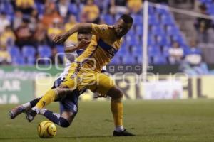 FÚTBOL . CLUB PUEBLA VS TIGRES