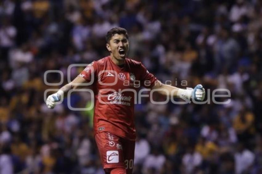 FÚTBOL . CLUB PUEBLA VS TIGRES