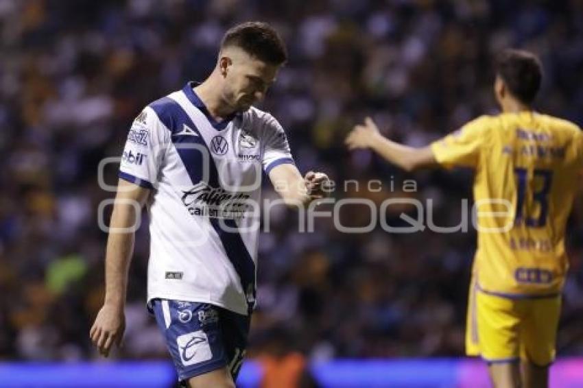 FÚTBOL . CLUB PUEBLA VS TIGRES