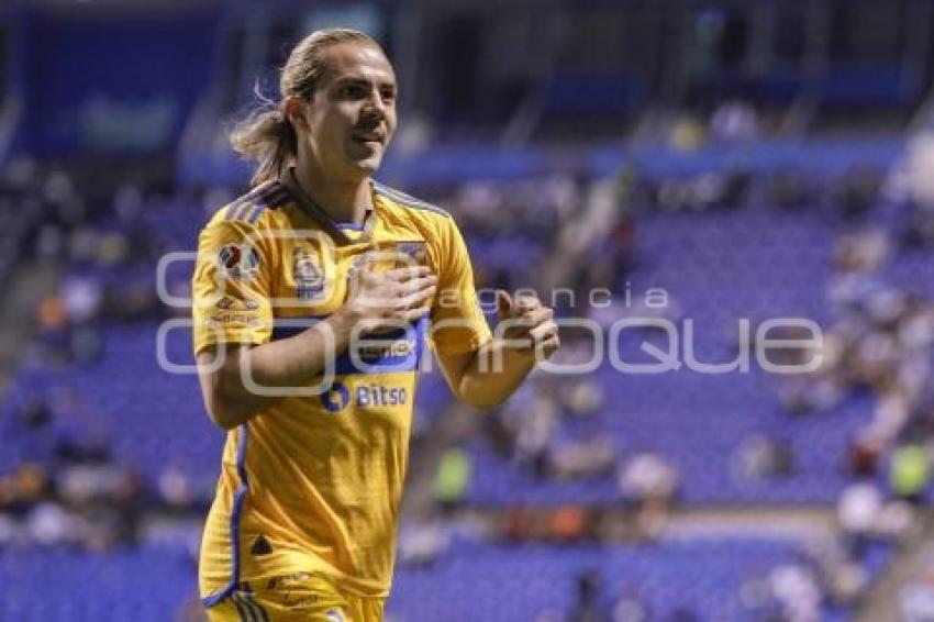 FÚTBOL . CLUB PUEBLA VS TIGRES