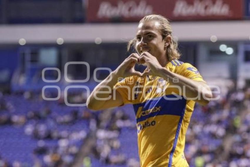 FÚTBOL . CLUB PUEBLA VS TIGRES