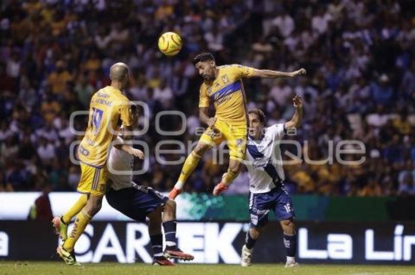 FÚTBOL . CLUB PUEBLA VS TIGRES