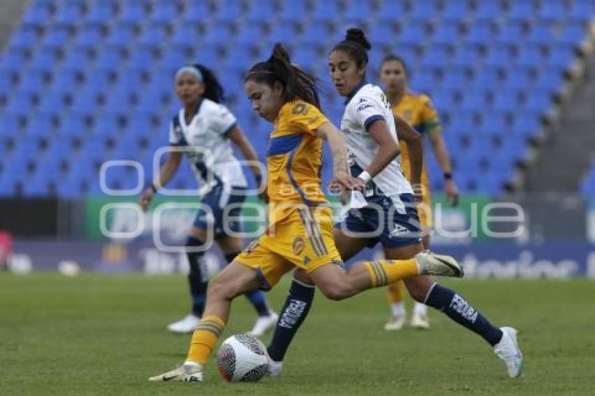 FÚTBOL FEMENIL . PUEBLA VS TIGRES