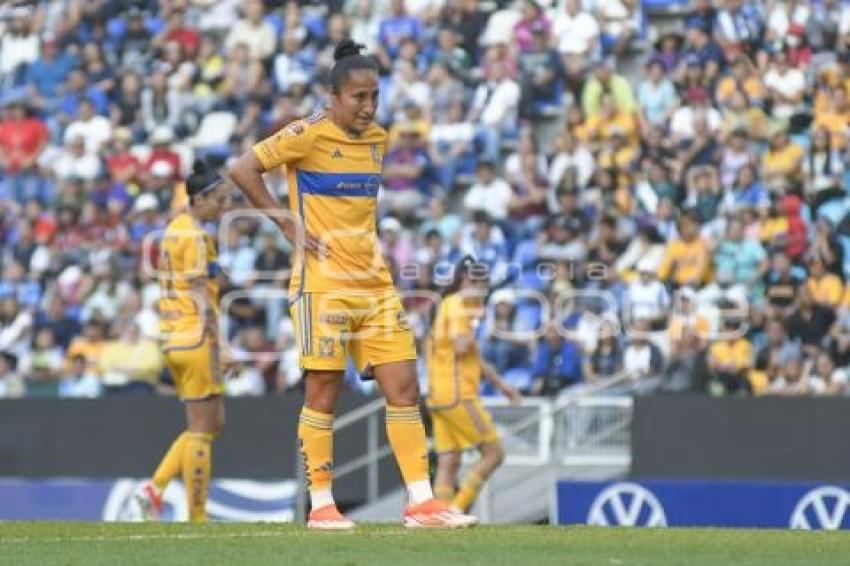 FÚTBOL FEMENIL . PUEBLA VS TIGRES