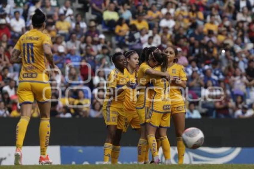 FÚTBOL FEMENIL . PUEBLA VS TIGRES