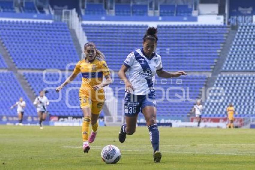 FÚTBOL FEMENIL . PUEBLA VS TIGRES