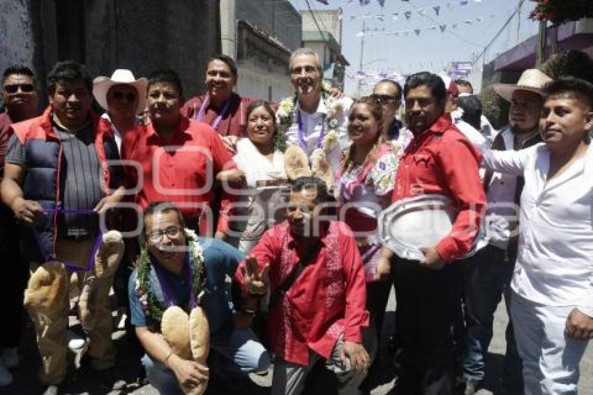 FERIA DE LA GORDITA . JOSÉ CHEDARUI