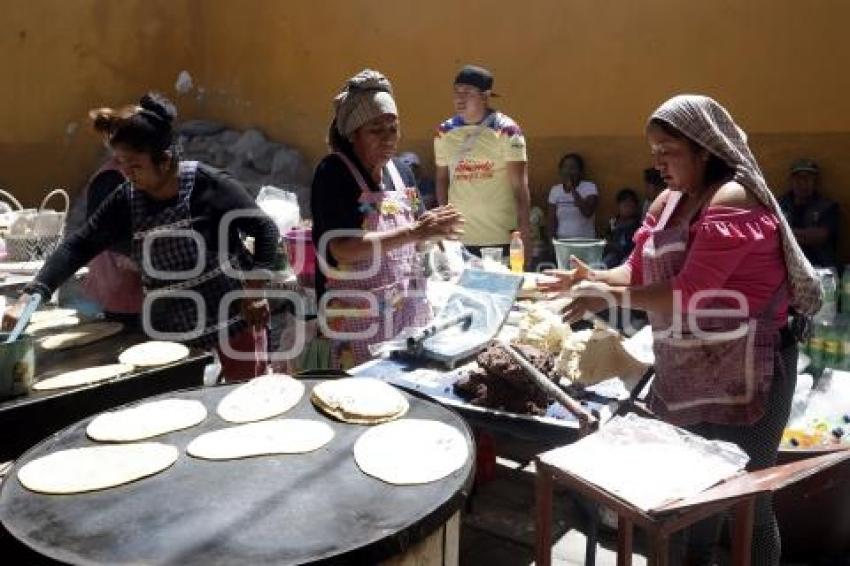 FERIA DE LA GORDITA