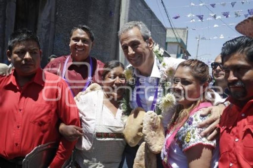 FERIA DE LA GORDITA . JOSÉ CHEDARUI