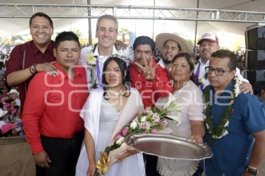 FERIA DE LA GORDITA . JOSÉ CHEDARUI