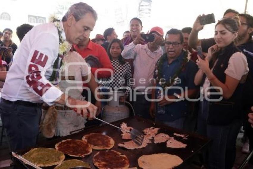 FERIA DE LA GORDITA . JOSÉ CHEDARUI