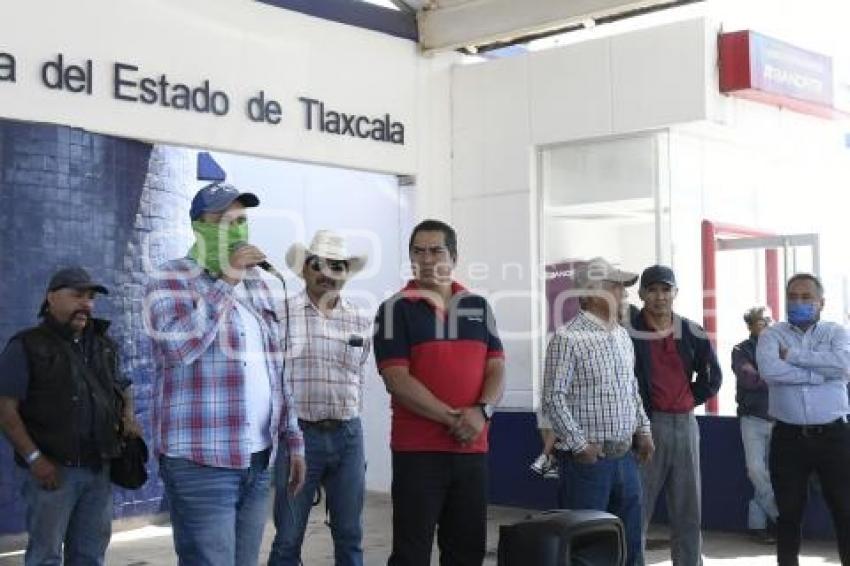 TLAXCALA . MANIFESTACIÓN EJIDATARIOS