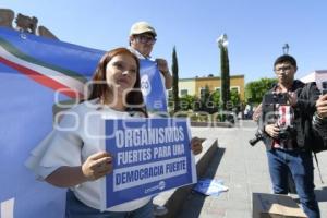 TLAXCALA . MANIFESTACIÓN INE 