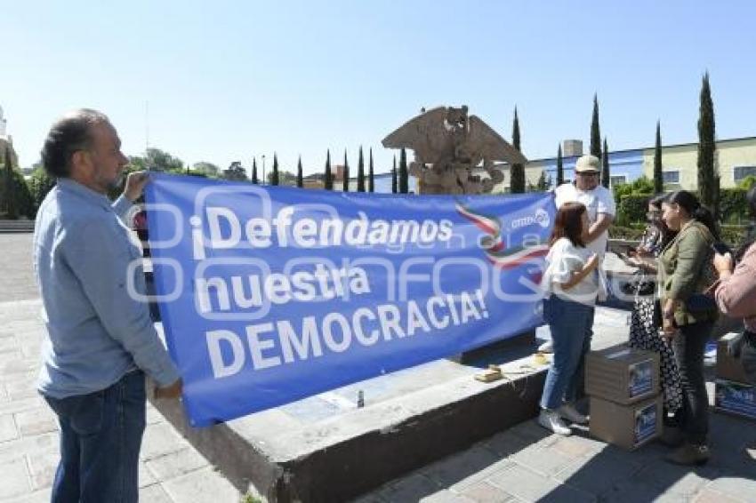 TLAXCALA . MANIFESTACIÓN INE 