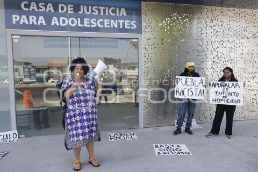 AUDIENCIA . SANTIAGO ZAYAS