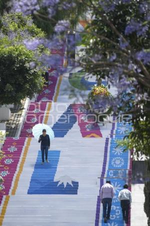 TLAXCALA . ESCALINATAS LOS HÉROES