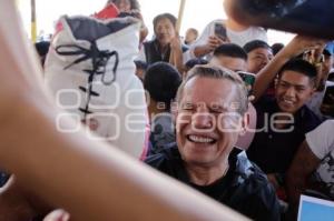 ENTRENAMIENTO MASIVO . JULIO CÉSAR CHÁVEZ