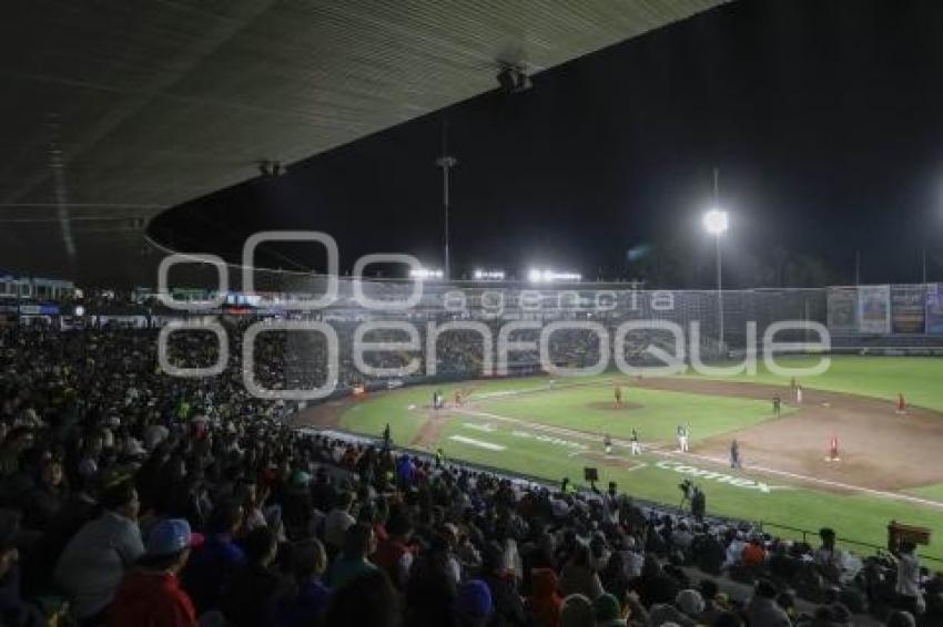 BÉISBOL . PERICOS VS DIABLOS