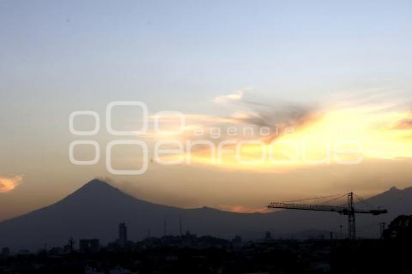 ATARDECER . VOLCÁN POPOCATÉPETL