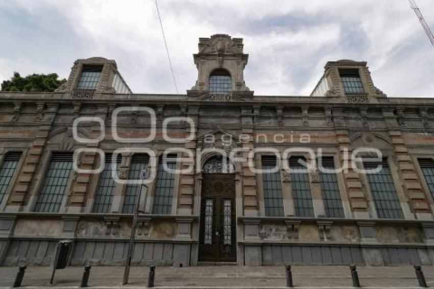 EDIFICIO CAROLINO