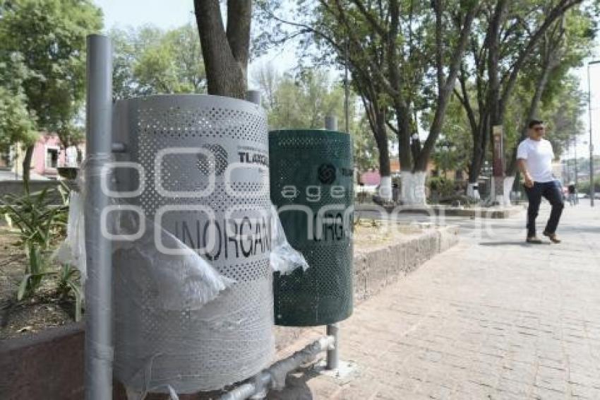 TLAXCALA . BOTES DE BASURA