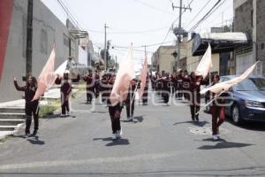 DESFILE 5 DE MAYO . ENSAYO