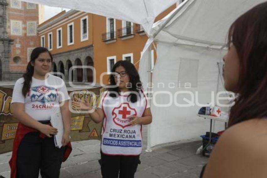 CRUZ ROJA . FERIA DE LA SALUD