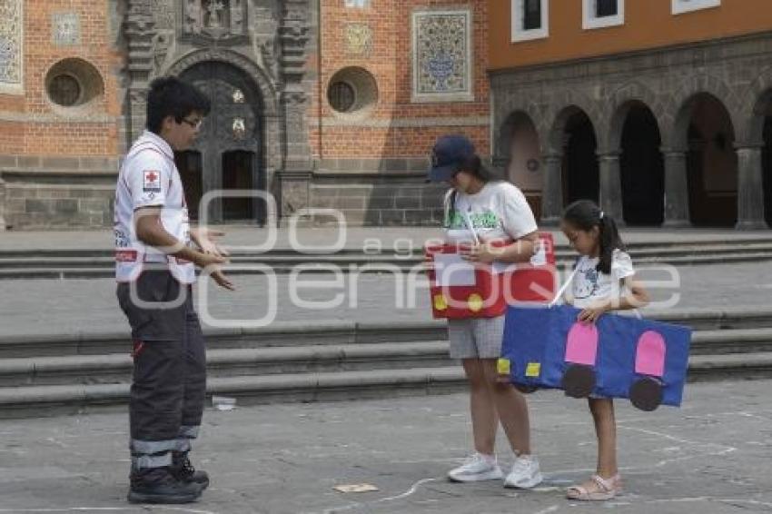 CRUZ ROJA . FERIA DE LA SALUD