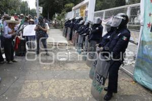 MANIFESTACIÓN . RELLENO SANITARIO