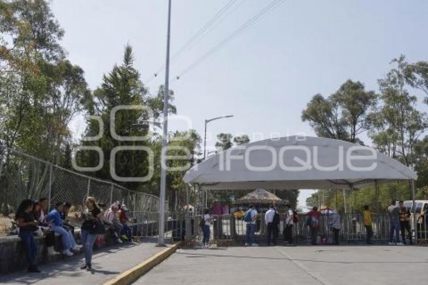 FERIA DE PUEBLA . FILAS