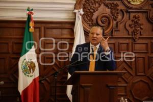 CONSEJO UNIVERSITARIO BUAP . FERNANDO MORALES