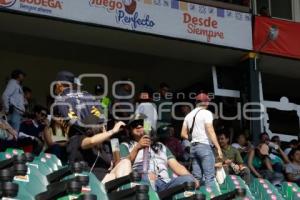 BÉISBOL . PERICOS VS BRAVOS DE LEÓN