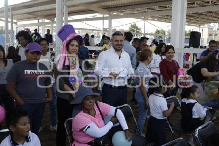 AYUNTAMIENTO . DÍA DEL NIÑO