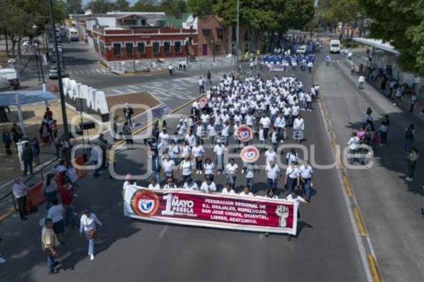 DÍA DEL TRABAJO . DESFILE