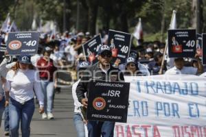 DÍA DEL TRABAJO . DESFILE