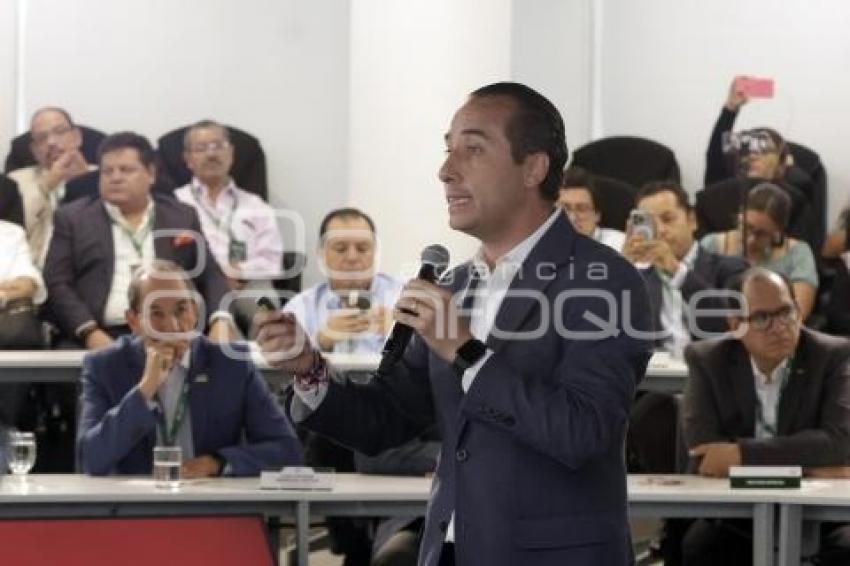 CCE . DIÁLOGO CON CANDIDATOS