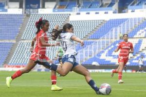 FÚTBOL FEMENIL . PUEBLA VS TOLUCA