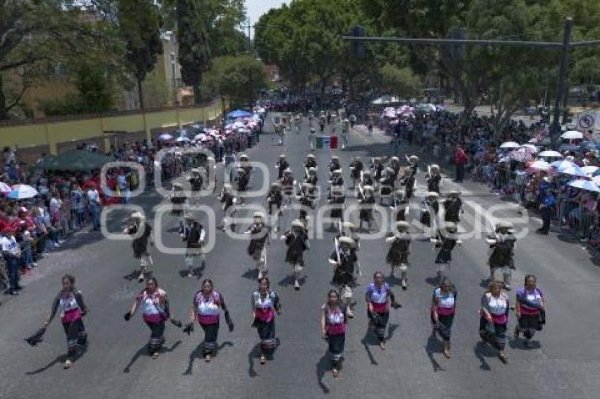 DESFILE 5 DE MAYO