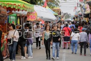 FERIA DE PUEBLA . VISITANTES