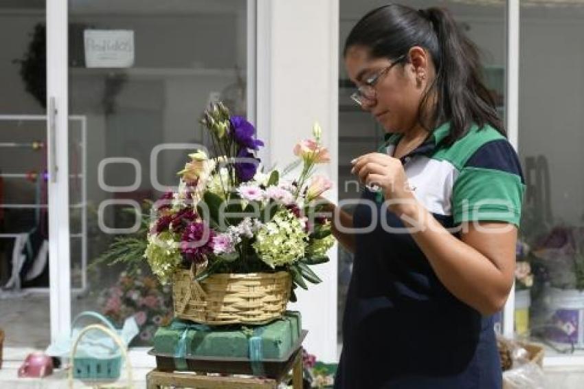 TLAXCALA . FLORERIAS DÍA DE LAS MADRES