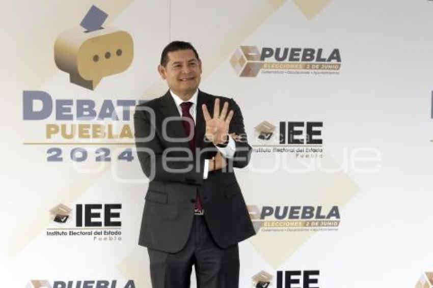 DEBATE PUEBLA 2024 . ALEJANDRO ARMENTA