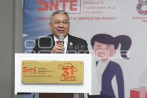 TLAXCALA . ENTREGA ESTÍMULOS SNTE