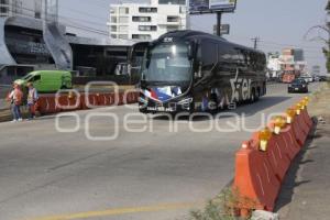 PERIFERICO .  APERTURA DE CARRIL